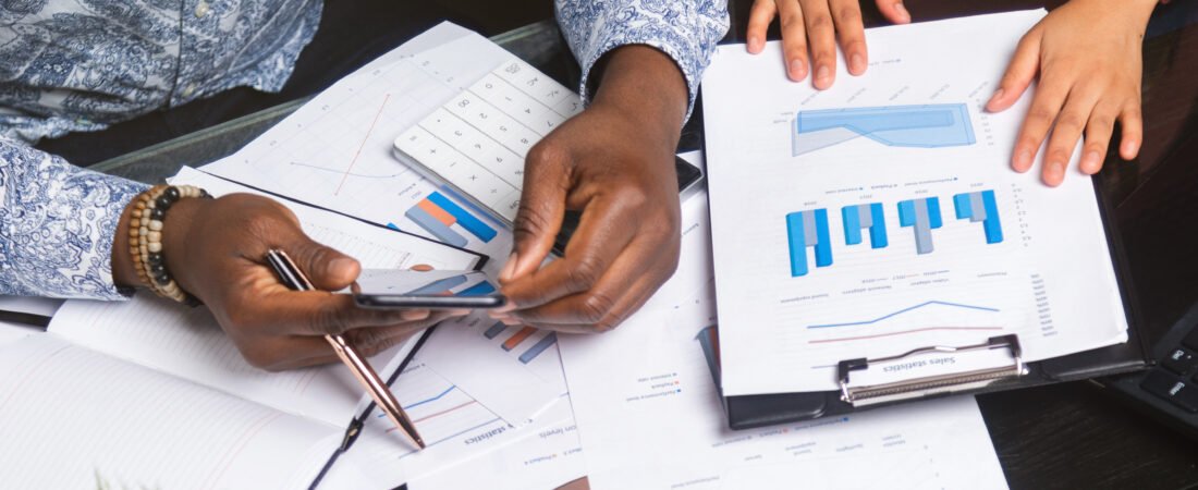 Creating a Financial Plan for Your 20s: Essential Tips for Budgeting and Investing